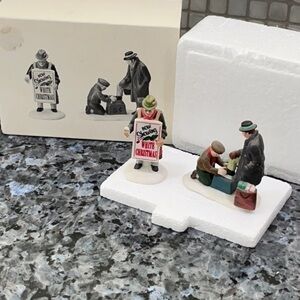 Department 56, All Around the Town, set of two figures